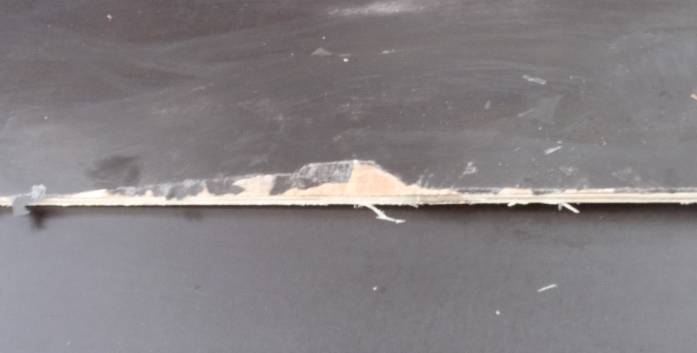 EDGE CHIPS ON FILM FACED PLYWOOD 2